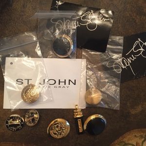 St John Designer 8 Assorted Replacement Buttona